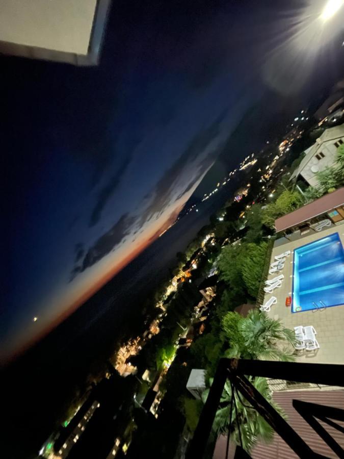 Astan Hotel Gagra Exterior photo