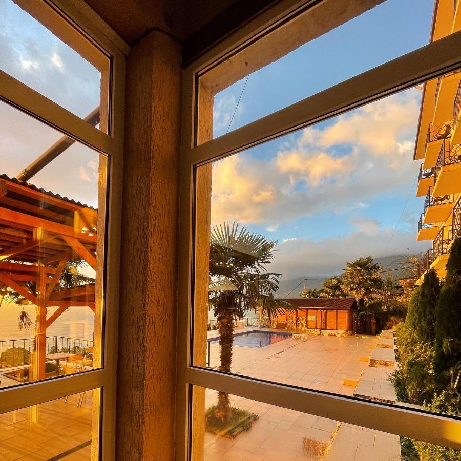 Astan Hotel Gagra Exterior photo
