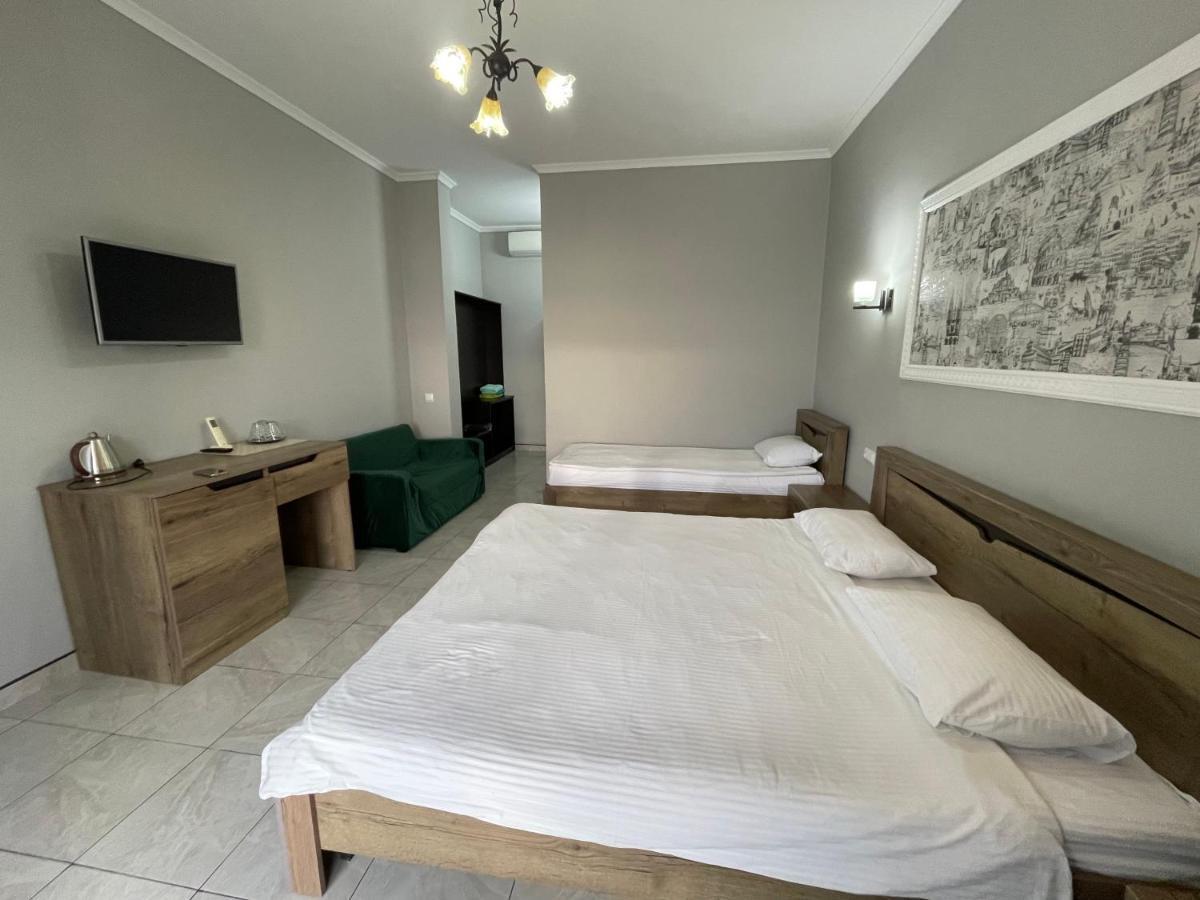 Astan Hotel Gagra Exterior photo
